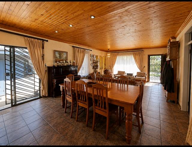 24,288M² SMALLHOLDING FOR SALE IN BOLTONWOLD